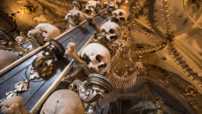 igreja simbolo ossos humano capela sagrada